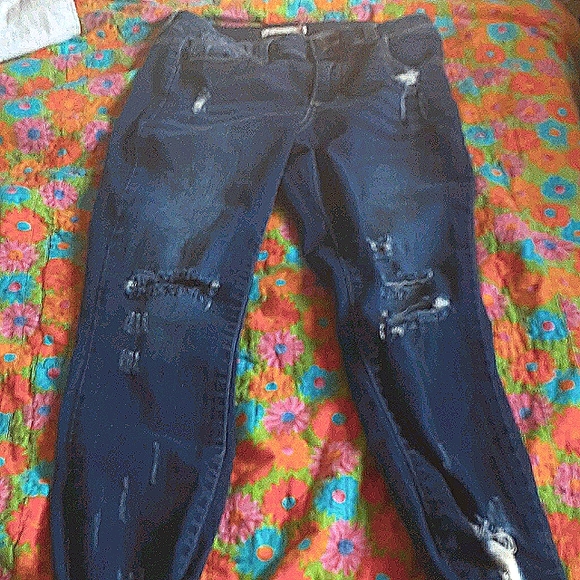 Jeans - Picture 1 of 4